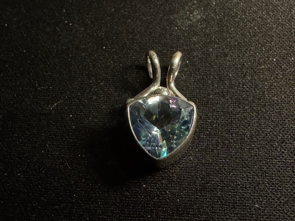 925 Sterling Silver Sajen Topaz Pendant